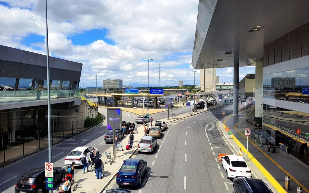 Airport departures kerb