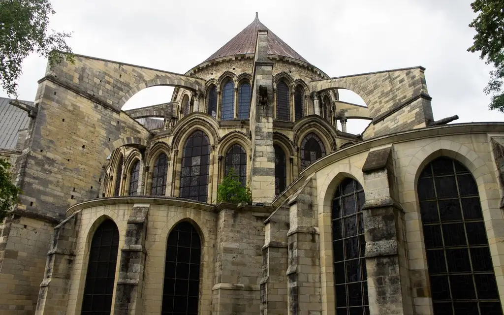 Explore the medieval gothic design of Saint Remi Basilica in Reims, France
